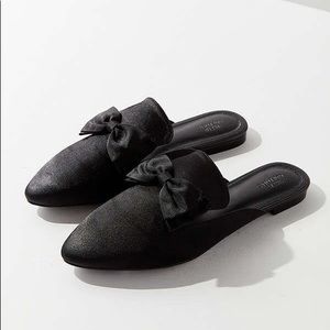 Urban Outfitters Pointy Bow Slides